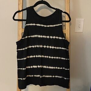 Time and Tru Black and White Tie-Dye Tank Top
